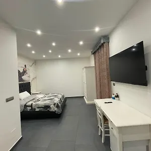 Li Cumpari Salentini Apartment Lecce